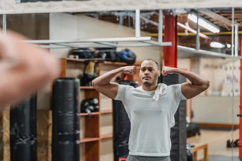 Mirror, Mirror on the Gym Wall: The Science Behind Looking Good to Train Better