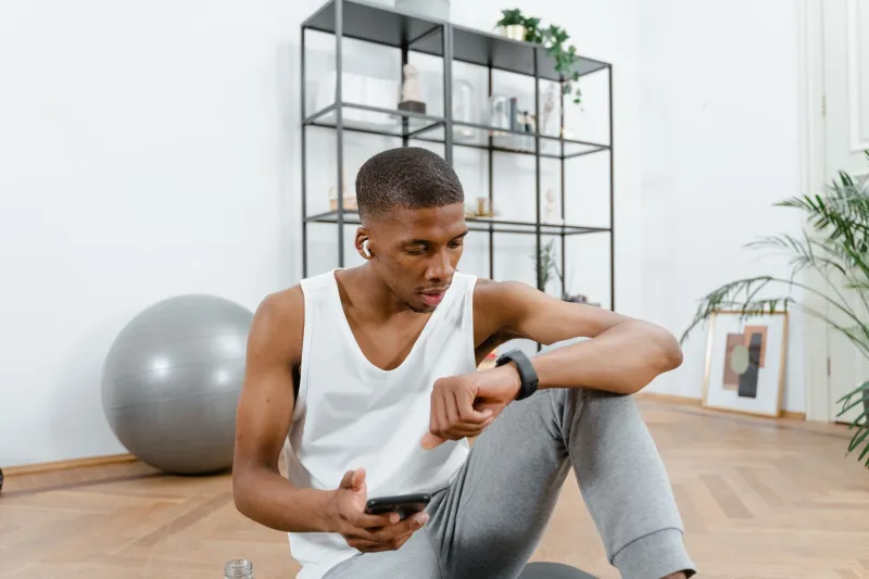 Wrist Check: Is Your Smartwatch Quietly Wrecking Your Workout Confidence?