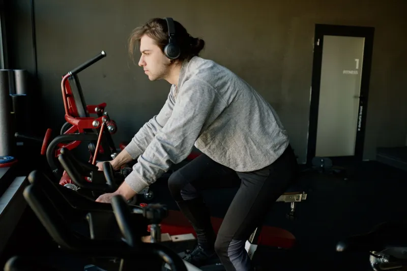 Training When Nobody's Filming: How to Build a Fitness Identity That Actually Holds Up